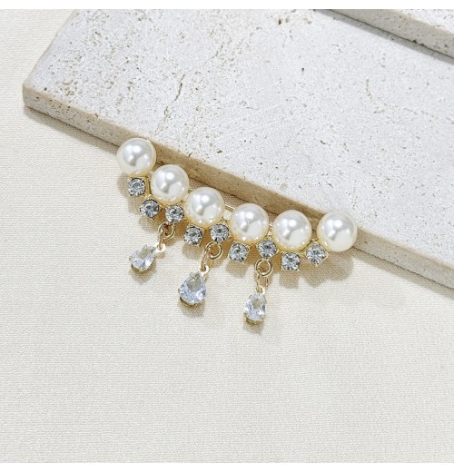 Fashionable and high-end style pearl tassel pendant brooch for women, exquisite coat for suit, fixed brooch to prevent light leakage, manufacturer Fashionable and high-end style pearl tassel pendant brooch for women, exquisite coat for suit, fixed brooch to prevent light leakage, manufacturer