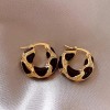 Maillard Carat red glaze U-shaped ear clings, French retro Hong Kong style, light luxury, high-end, whitening and simple earrings for women Maillard Carat red glaze U-shaped ear clings, French retro Hong Kong style, light luxury, high-end, whitening and simple earrings for women