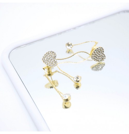 TEMU is selling a pair of fashionable and elegant heart-shaped tassel earrings with a unique asymmetrical full diamond heart and two pairs of stud earrings TEMU is selling a pair of fashionable and elegant heart-shaped tassel earrings with a unique asymmetrical full diamond heart and two pairs of stud earrings