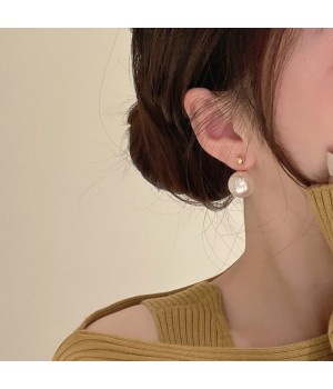 French romantic pearl earrings, elegant and grand, light luxury and niche design, 925 silver needle stud earrings, earrings, trendy for women
