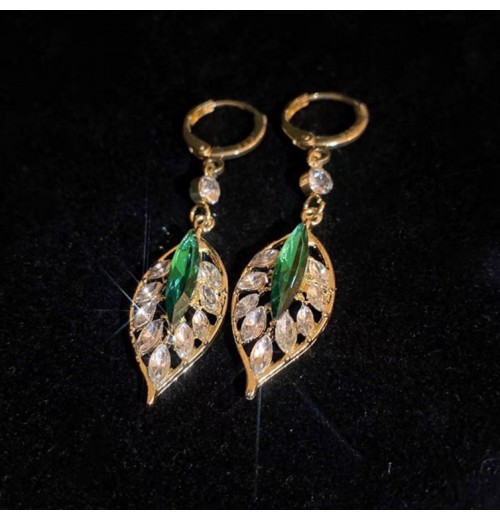 Sparkling zircon green leaf versatile ear clings, golden branch and jade leaf earrings, new trendy ear accessories Sparkling zircon green leaf versatile ear clings, golden branch and jade leaf earrings, new trendy ear accessories