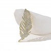 Accompany you with a grand and luxurious feather brooch, an elegant and high-end corsage, and a suit jacket pin Accompany you with a grand and luxurious feather brooch, an elegant and high-end corsage, and a suit jacket pin