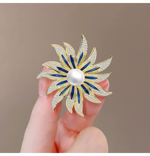 High-end pearl sunflower brooch for women, exquisite design, coat, brooch pin, niche fixed clothes and accessories High-end pearl sunflower brooch for women, exquisite design, coat, brooch pin, niche fixed clothes and accessories