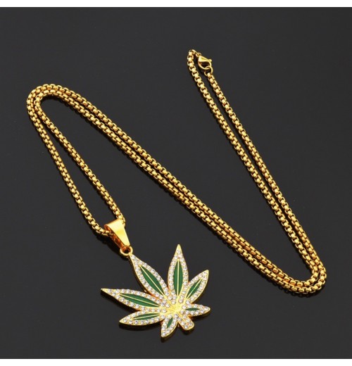 Personalized punk hip-hop accessory necklace, oil painting, diamond setting, alloy, large maple leaf pendant, pendant, accessory material