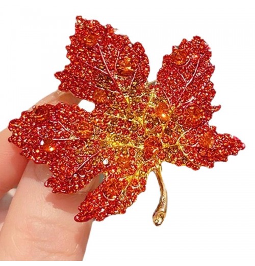 Brooches for women with a high-end feel, niche wholesale, high-end pins, elegant temperament, fixed suit accessories, autumn leaf style