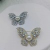 Butterfly retro brooch, alloy accessory brooch wholesale, pearl brooch, exclusive for Europe and America, high-end and niche style pins Butterfly retro brooch, alloy accessory brooch wholesale, pearl brooch, exclusive for Europe and America, high-end and niche style pins