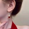 The new PI Xiu retro earrings are trendy, niche and high-end for women, with an elegant and grand style. They are red earrings and pendants The new PI Xiu retro earrings are trendy, niche and high-end for women, with an elegant and grand style. They are red earrings and pendants