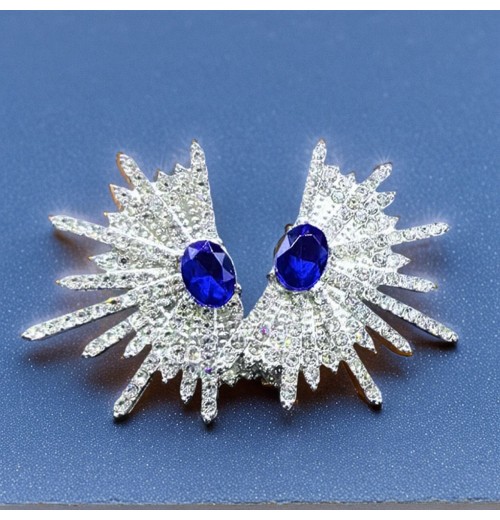 Carefully selected personalized wing-shaped earrings full of diamonds, exaggerated and shiny star-shaped earrings, and elegant socialite and internet-famous fan-shaped earrings Carefully selected personalized wing-shaped earrings full of diamonds, exaggerated and shiny star-shaped earrings, and elegant socialite and internet-famous fan-shaped earrings