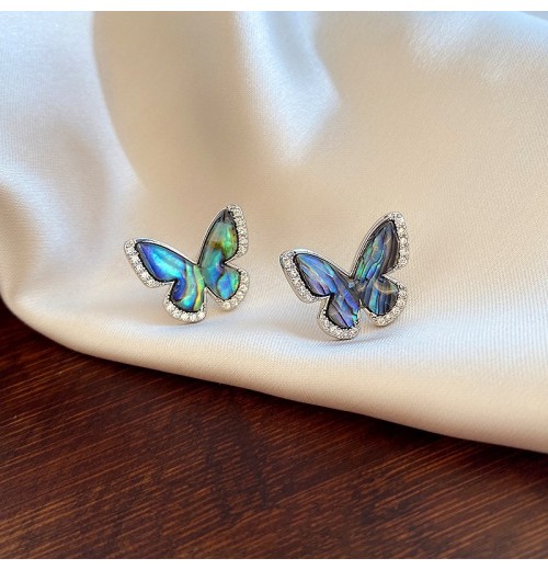 Fashionable and high-end, colorful abalone shell, exquisite and light luxury, zirconium stud earrings, commuting style, forest-themed butterfly, super sparkling earrings Fashionable and high-end, colorful abalone shell, exquisite and light luxury, zirconium stud earrings, commuting style, forest-themed butterfly, super sparkling earrings