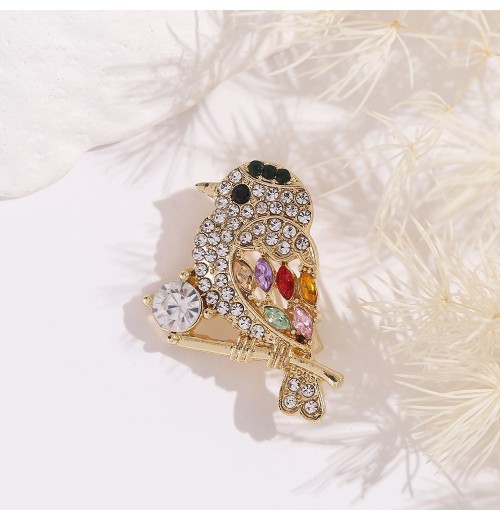 Magpie bird brooch, high-end Japanese style, cute, anti-glare, high-end feel, personalized suit, colorful brooch, and brooch accessories Magpie bird brooch, high-end Japanese style, cute, anti-glare, high-end feel, personalized suit, colorful brooch, and brooch accessories
