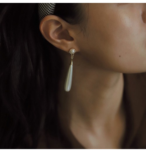 French retro style, niche design, water-drop simple Korean style, fashionable and elegant, pearl face slimming and trendy earrings and earrings