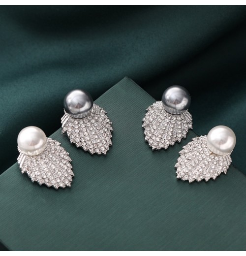 Grey pearl earrings, stud earrings, women's niche high-end style, light luxury, earrings, French design, diamond-encrusted trendy earrings
