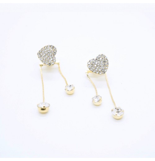 TEMU is selling a pair of fashionable and elegant heart-shaped tassel earrings with a unique asymmetrical full diamond heart and two pairs of stud earrings TEMU is selling a pair of fashionable and elegant heart-shaped tassel earrings with a unique asymmetrical full diamond heart and two pairs of stud earrings