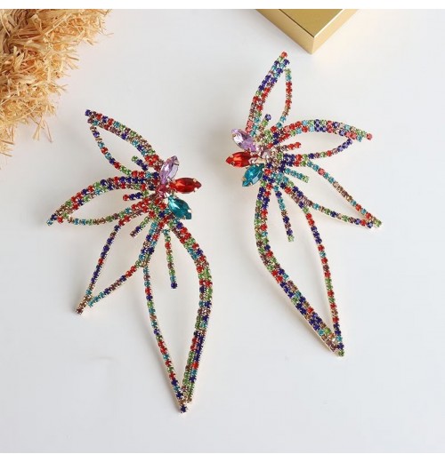 Cross-border new style European and American trend, individual and fashionable, exaggerated full diamond leaf-shaped flower stud earrings, women's unique and elegant temperament Cross-border new style European and American trend, individual and fashionable, exaggerated full diamond leaf-shaped flower stud earrings, women's unique and elegant temperament