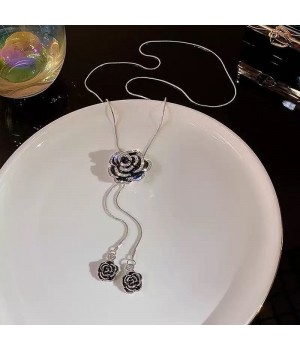 Adjustable, high-quality black rose sweater chain for women, long, versatile long necklace accessories