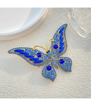 High-end butterfly diamond-encarched brooch from Europe and America, exuding a sense of elegance and sophistication. Retro crystal brooch, large animal and insect brooch