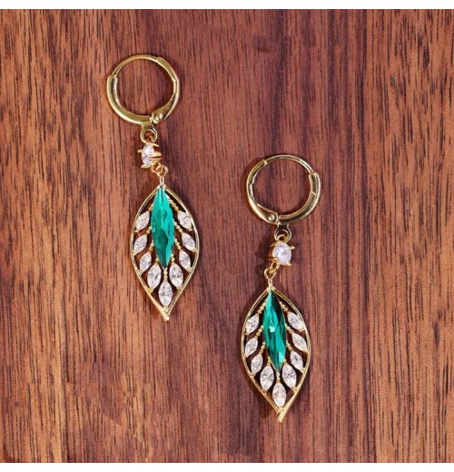 Sparkling zircon green leaf versatile ear clings, golden branch and jade leaf earrings, new trendy ear accessories Sparkling zircon green leaf versatile ear clings, golden branch and jade leaf earrings, new trendy ear accessories
