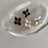 Oil-dripping metal flower stud earrings, a French retro niche design, are unique, simple, versatile and fashionable