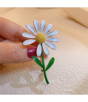 Spring and summer new products: enamel-craft Daisy and sunflower brooch for women, high-end, trendy and fashionable outerwear, clothes, pins and accessories